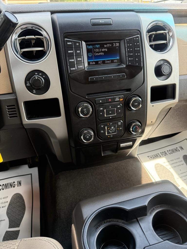 Ford F-150 4WD SuperCrew 145" Platinum 2013