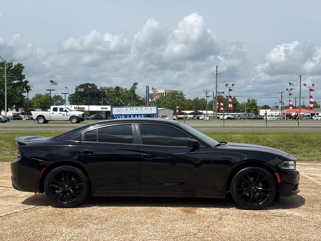 Dodge Charger SXT RWD 2017
