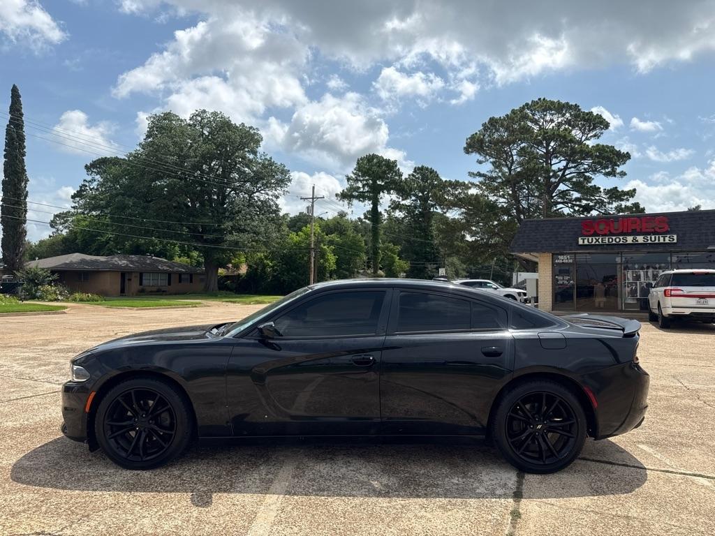 Dodge Charger SXT RWD 2017