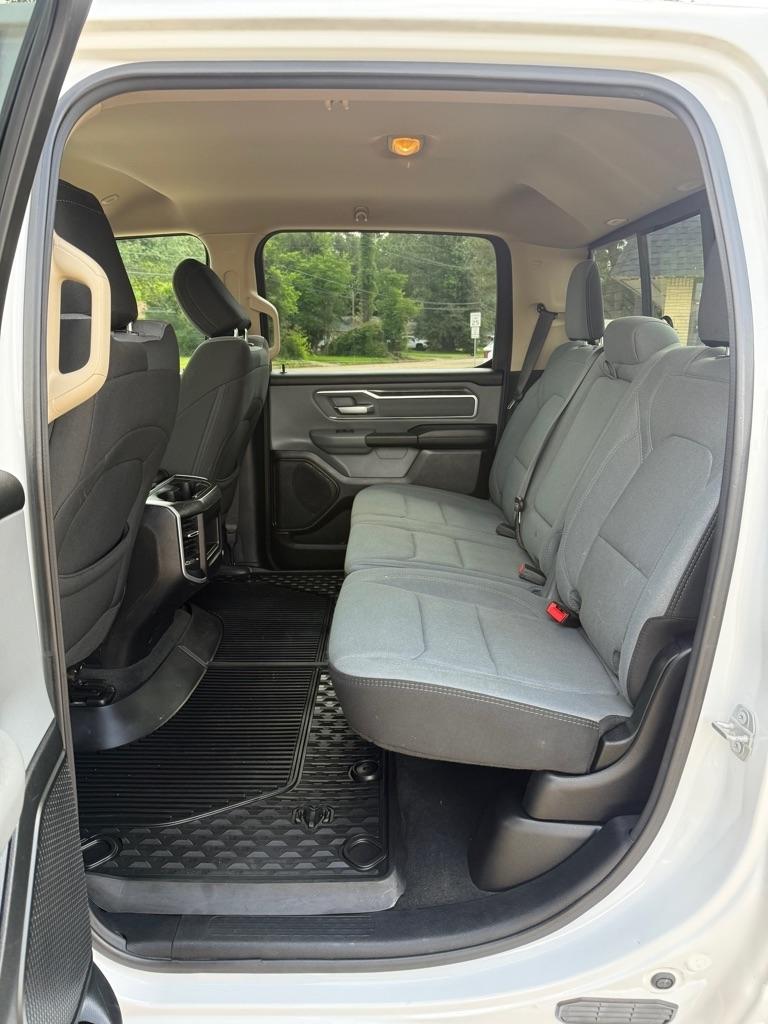 RAM 1500 Lone Star 4x2 Crew Cab 5'7" Box 2020