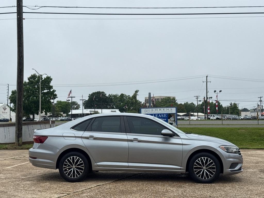 Volkswagen Jetta R-Line Auto 2021