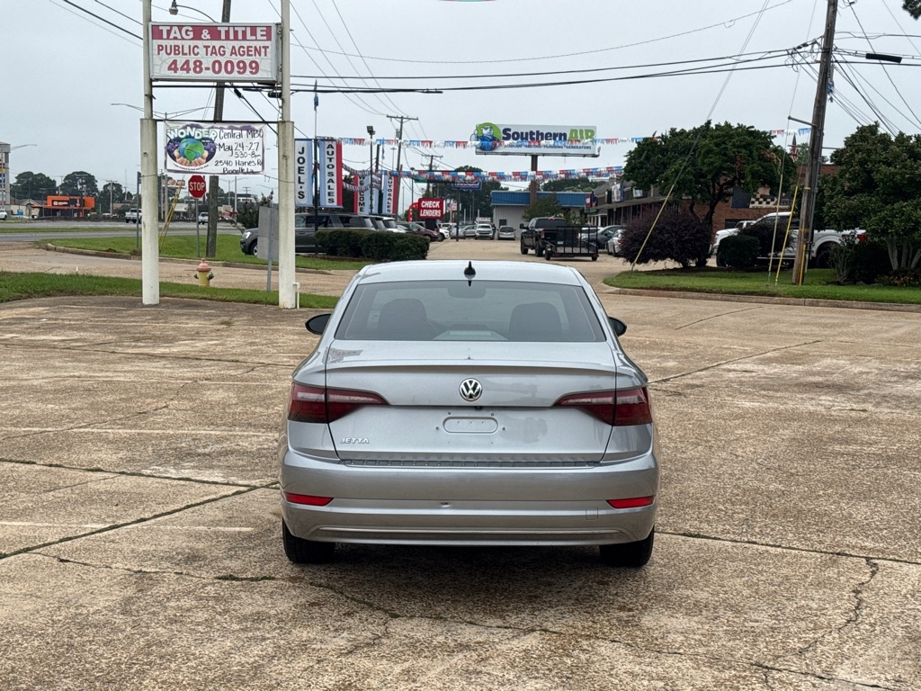 Volkswagen Jetta R-Line Auto 2021