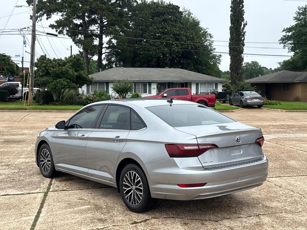 Volkswagen Jetta R-Line Auto 2021