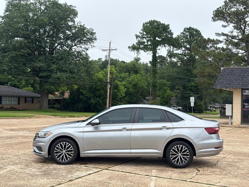 Volkswagen Jetta R-Line Auto 2021