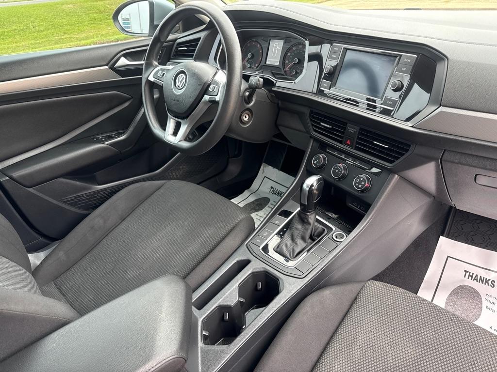 Volkswagen Jetta R-Line Auto 2021