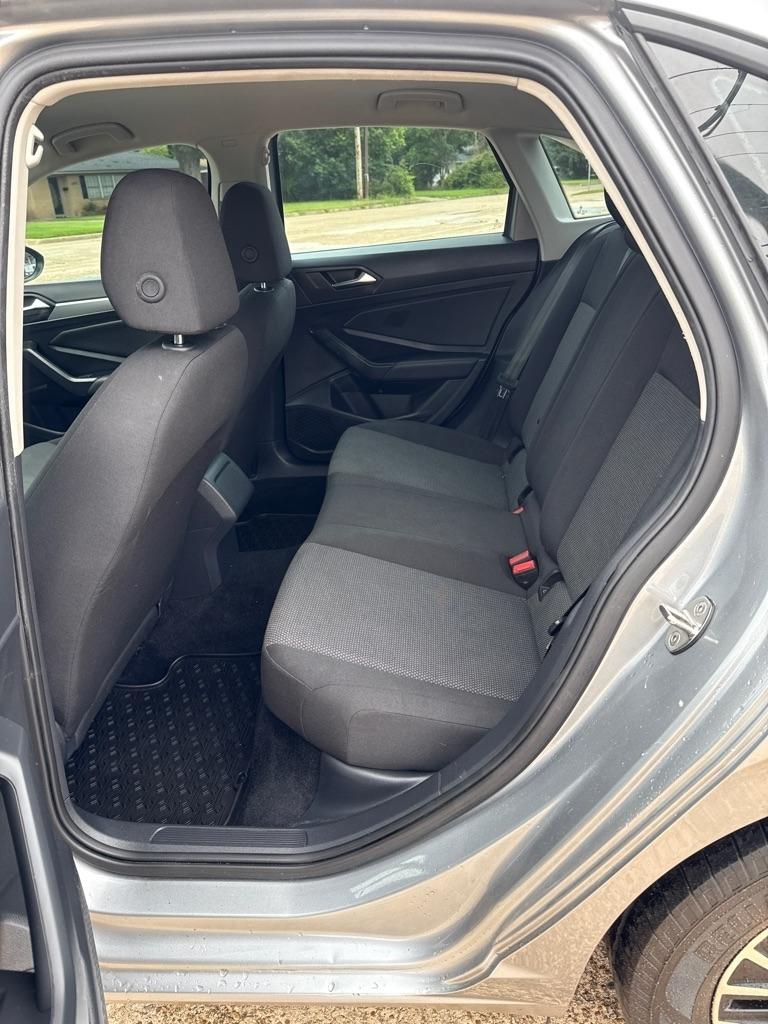 Volkswagen Jetta R-Line Auto 2021