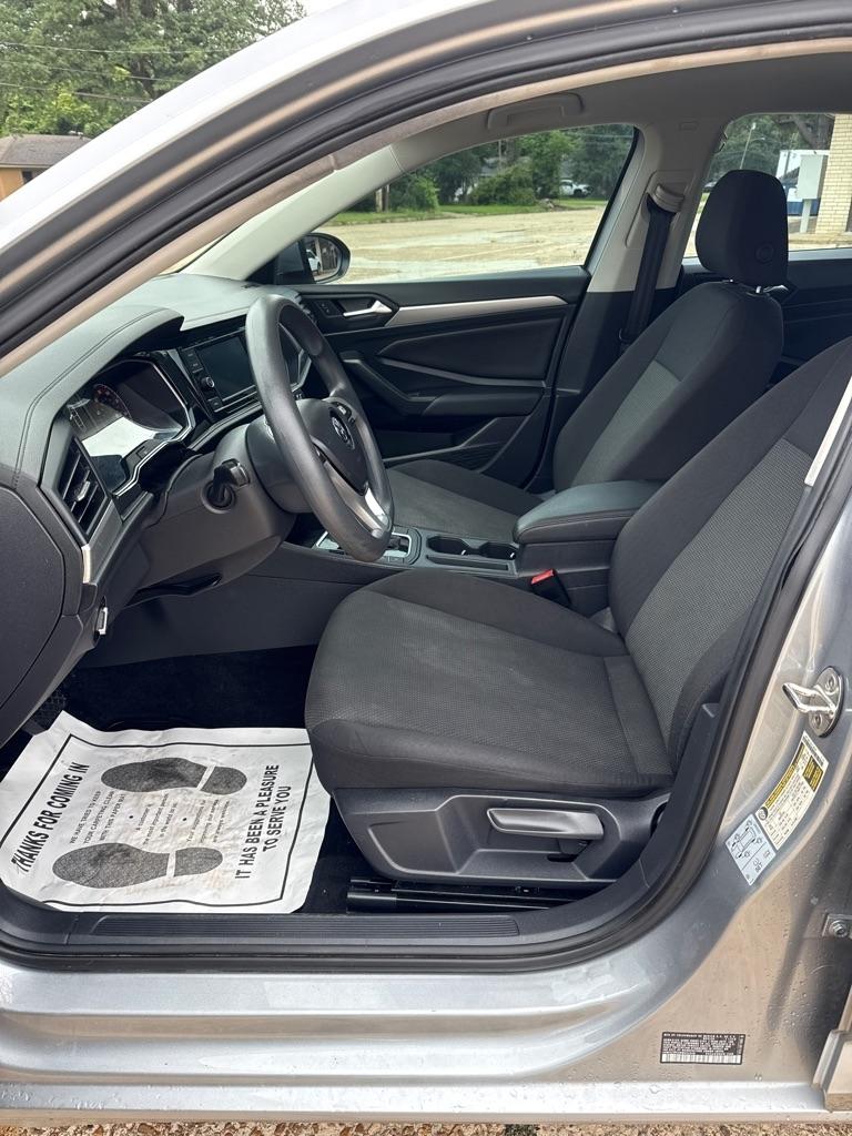 Volkswagen Jetta R-Line Auto 2021