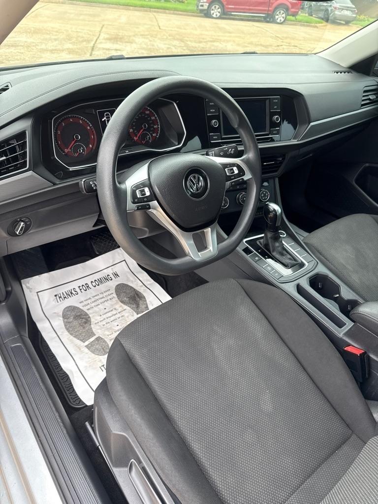 Volkswagen Jetta R-Line Auto 2021