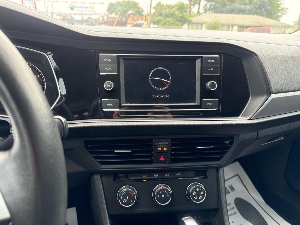 Volkswagen Jetta R-Line Auto 2021