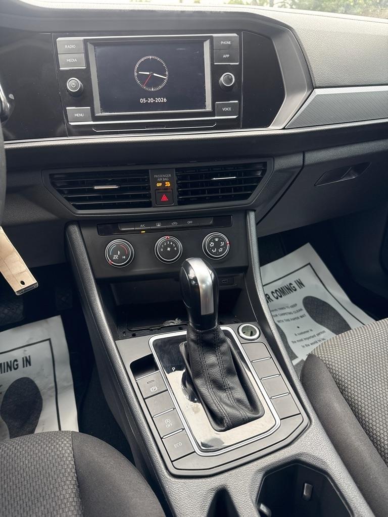 Volkswagen Jetta R-Line Auto 2021