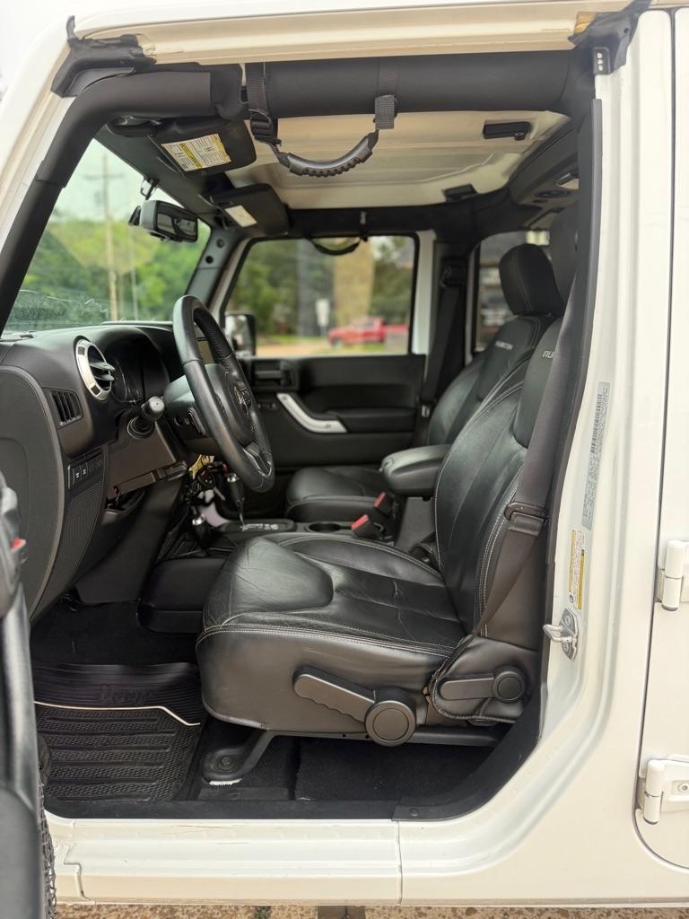 Jeep Wrangler Unlimited 4WD 4dr Rubicon 2015