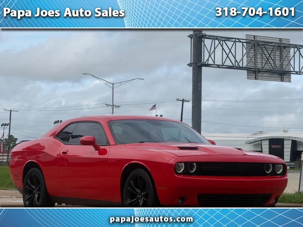 Dodge Challenger SXT RWD 2018