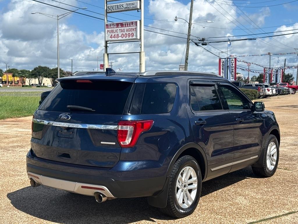 Ford Explorer FWD 4dr XLT 2016