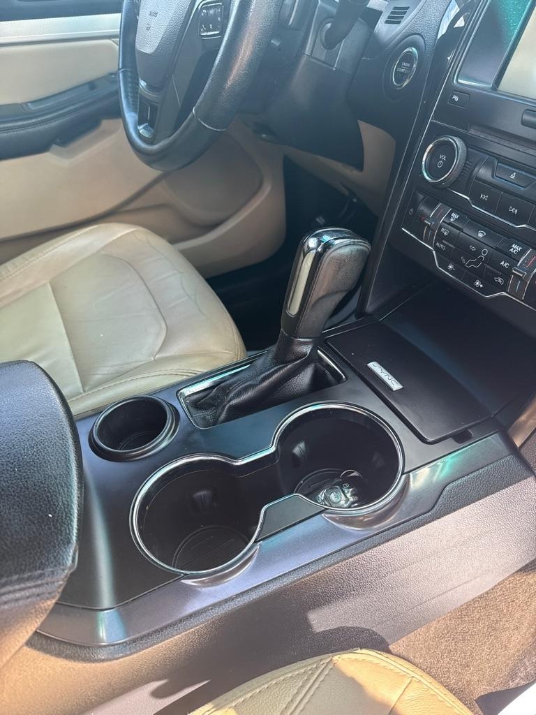 Ford Explorer FWD 4dr XLT 2016