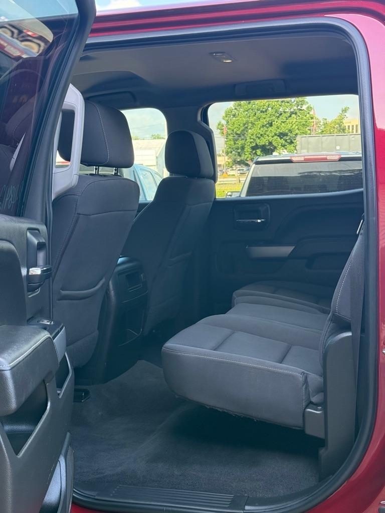 Chevrolet Silverado 1500 4WD Crew Cab 143.5" LT w/2LT 2018