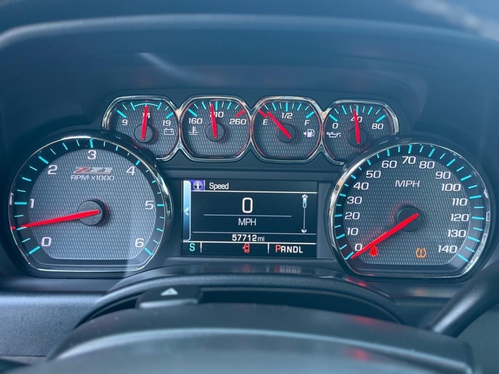 Chevrolet Silverado 1500 4WD Crew Cab 143.5" LT w/2LT 2018