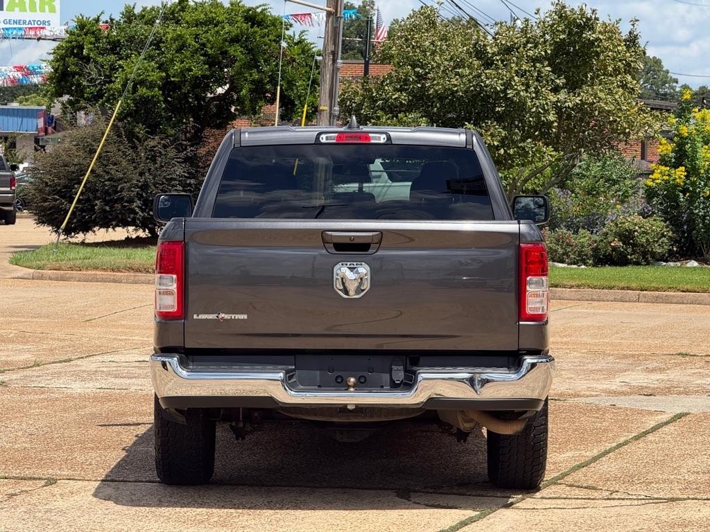 RAM 1500 Lone Star 4x2 Quad Cab 6'4" Box 2021