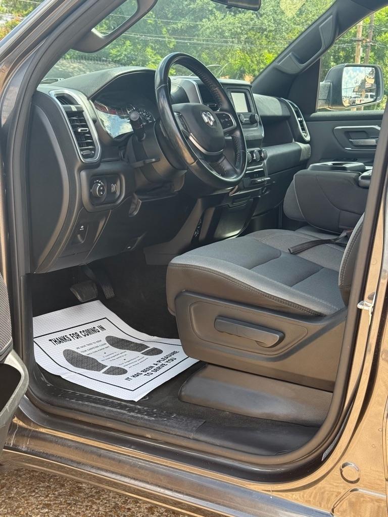RAM 1500 Lone Star 4x2 Quad Cab 6'4" Box 2021