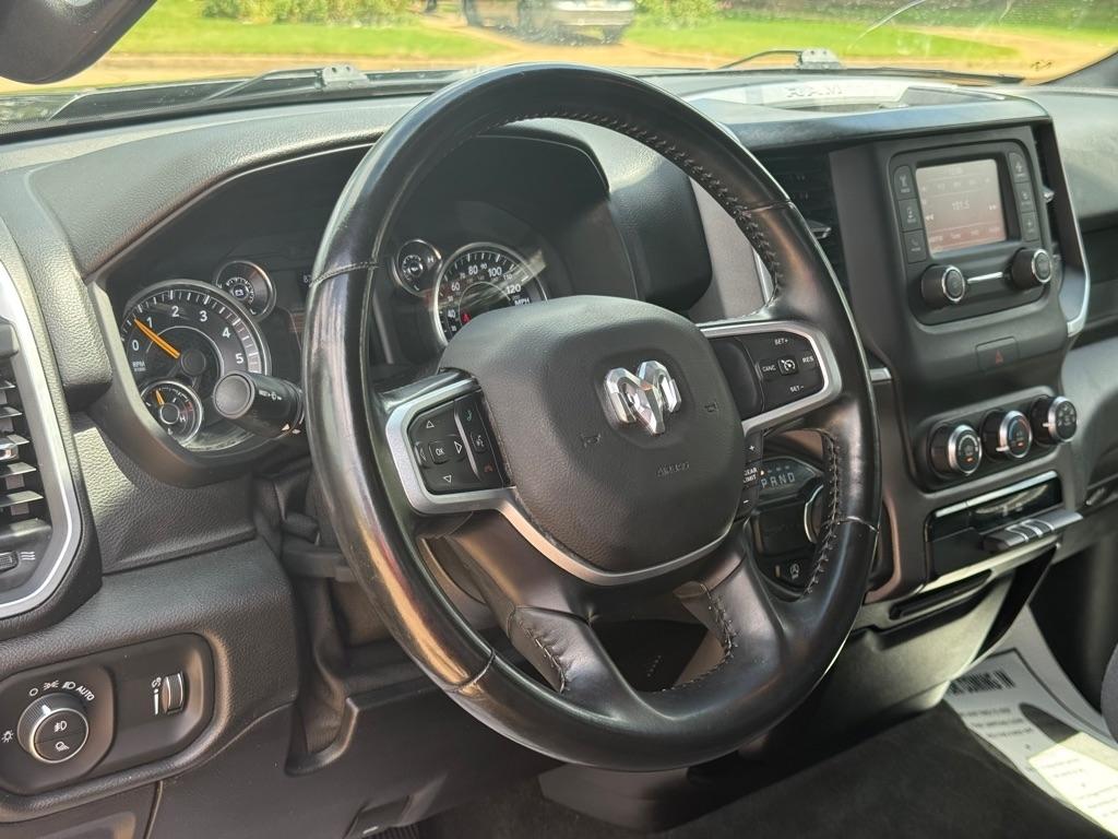 RAM 1500 Lone Star 4x2 Quad Cab 6'4" Box 2021