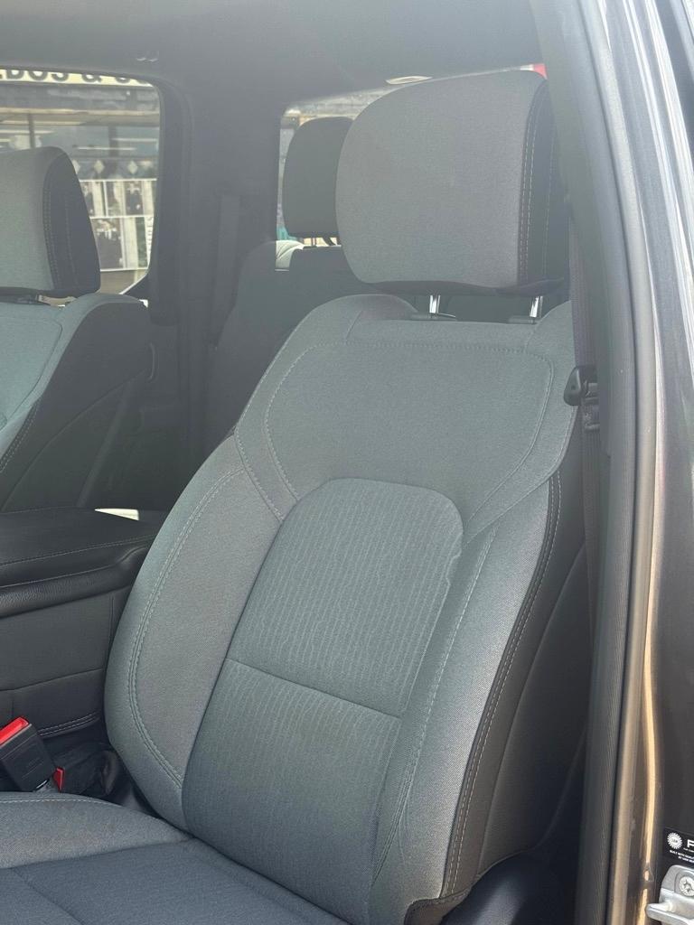 RAM 1500 Lone Star 4x2 Quad Cab 6'4" Box 2021
