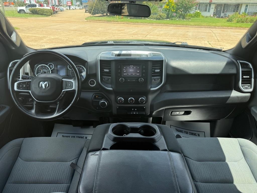 RAM 1500 Lone Star 4x2 Quad Cab 6'4" Box 2021