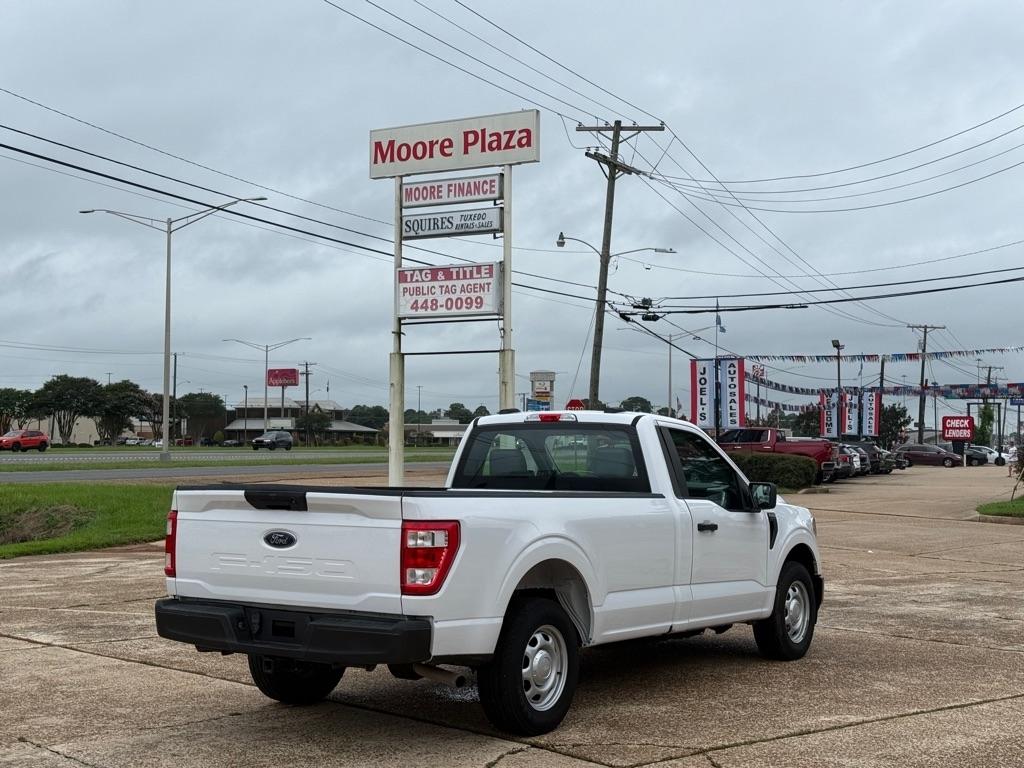 Ford F-150 XLT 2WD Reg Cab 8' Box 2021