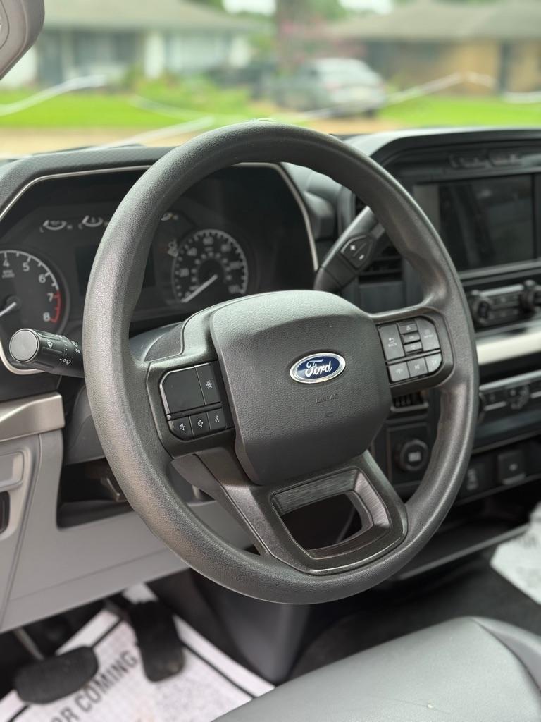 Ford F-150 XLT 2WD Reg Cab 8' Box 2021