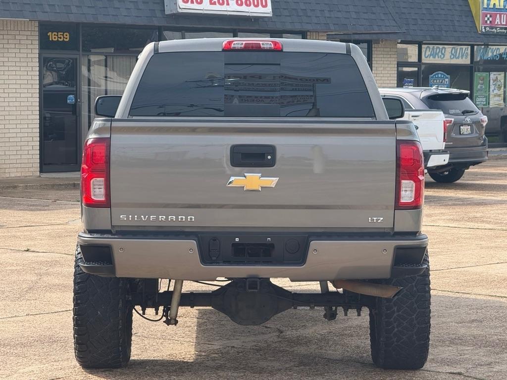 Chevrolet Silverado 1500 4WD Crew Cab 143.5" LTZ w/2LZ 2017