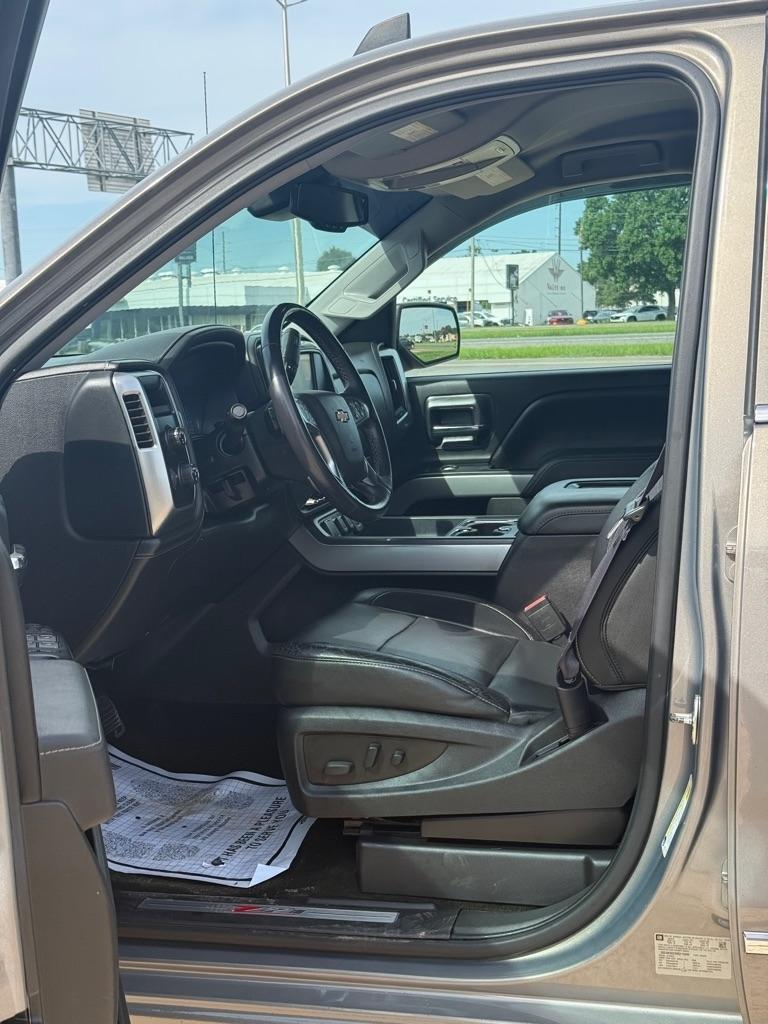 Chevrolet Silverado 1500 4WD Crew Cab 143.5" LTZ w/2LZ 2017