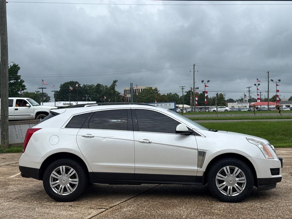 Cadillac SRX FWD 4dr Base 2015