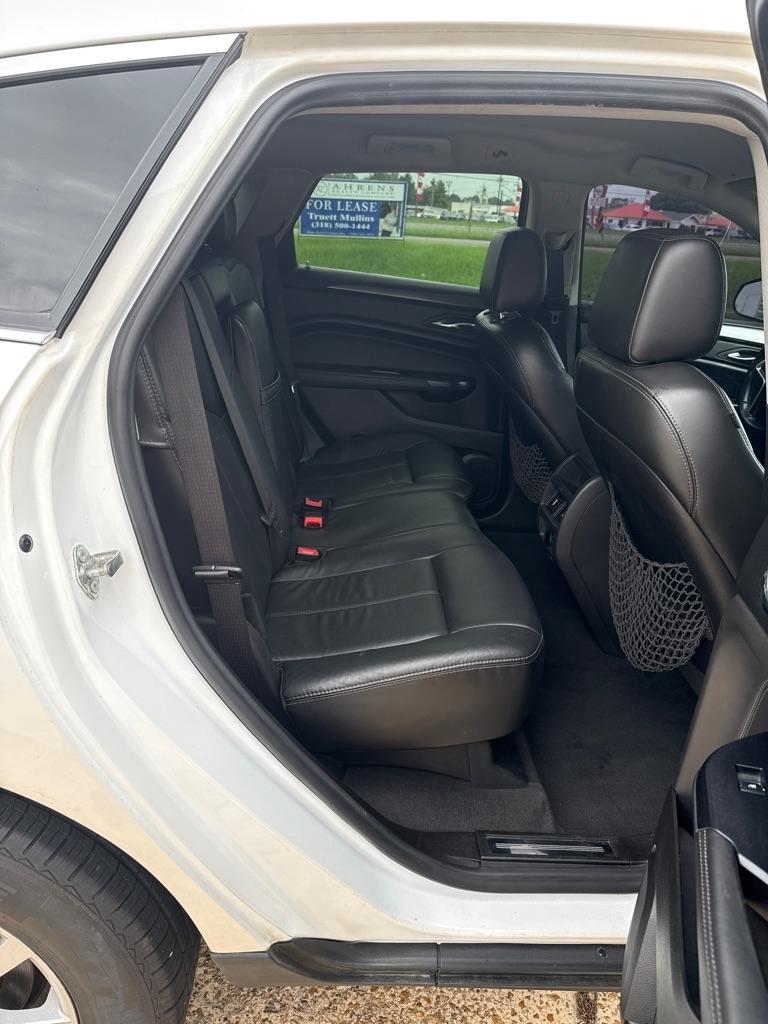 Cadillac SRX FWD 4dr Base 2015