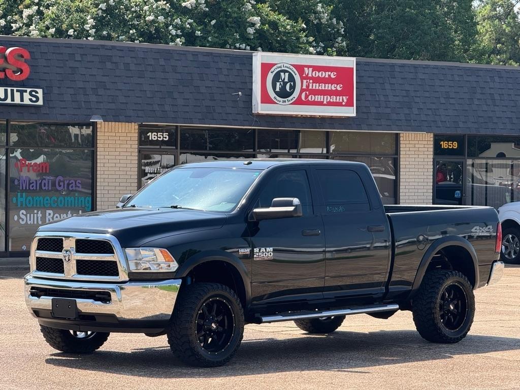 RAM 2500 Tradesman 4x4 Crew Cab 6'4" Box 2018