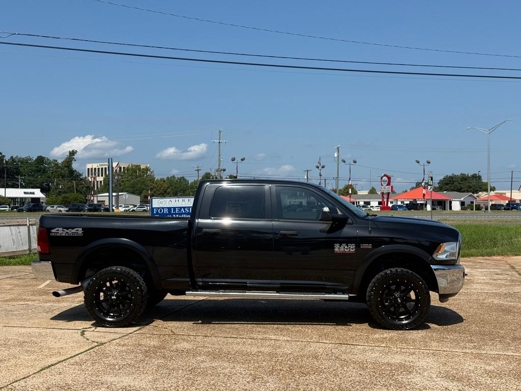 RAM 2500 Tradesman 4x4 Crew Cab 6'4" Box 2018