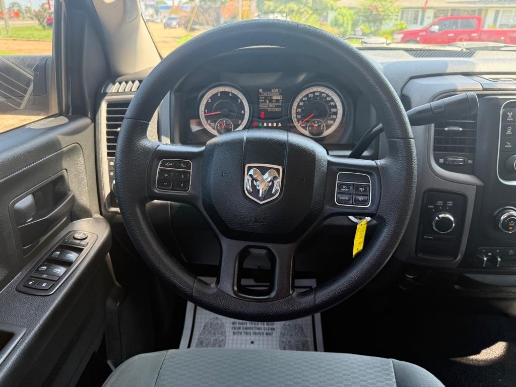 RAM 2500 Tradesman 4x4 Crew Cab 6'4" Box 2018