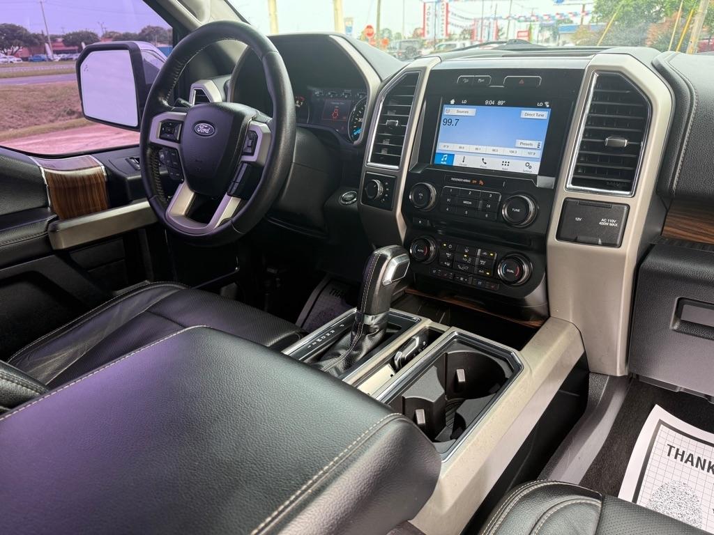 Ford F-150 Platinum 4WD SuperCrew 5.5' Box 2017