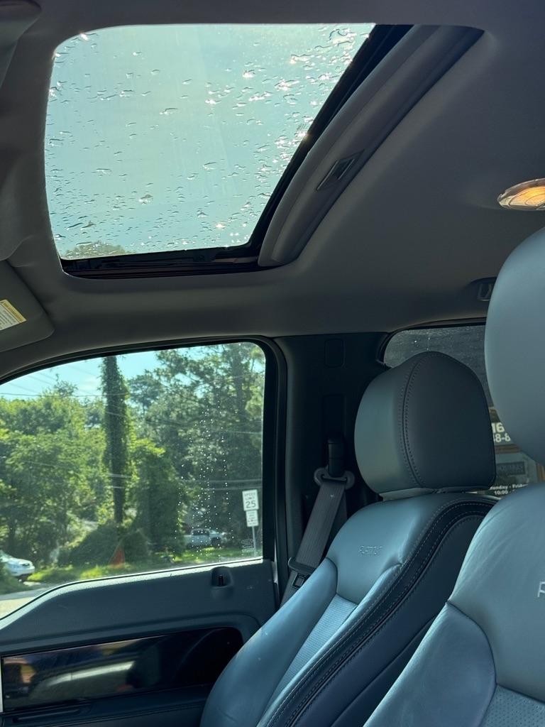 Ford F-150 4WD SuperCrew 145" Platinum 2012