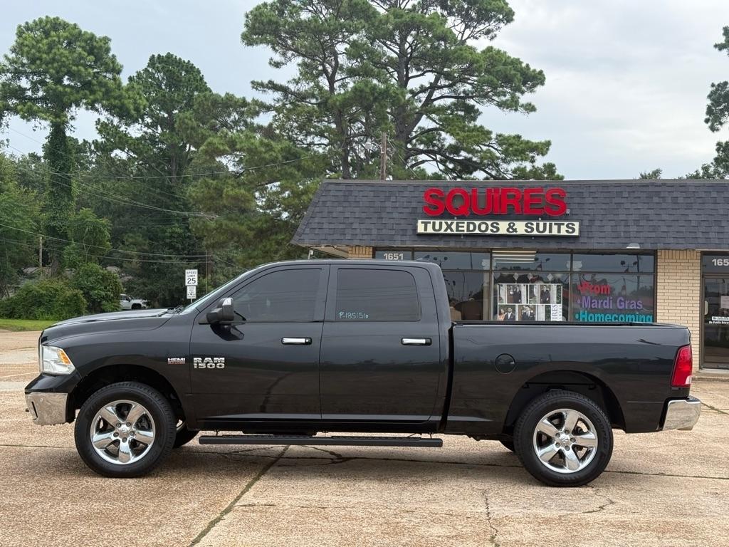 RAM 1500 4WD Crew Cab 149" Lone Star 2016