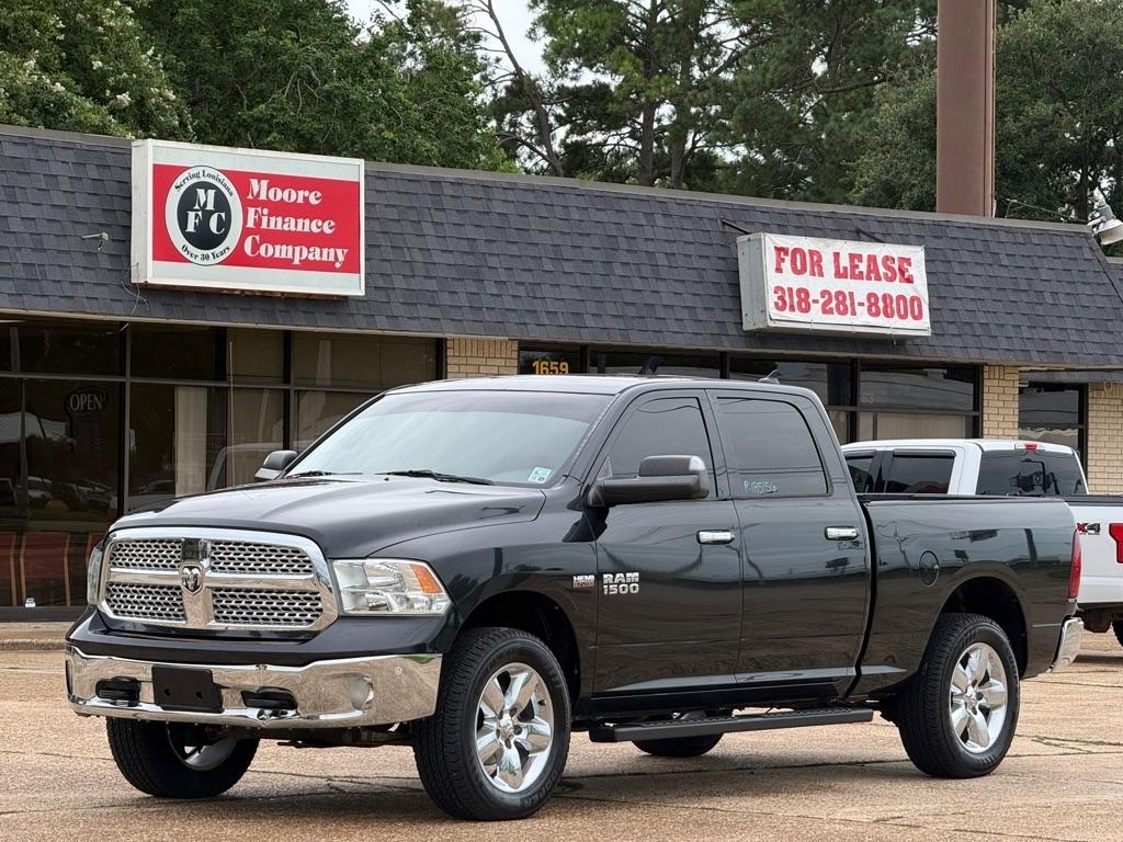 RAM 1500 4WD Crew Cab 149" Lone Star 2016