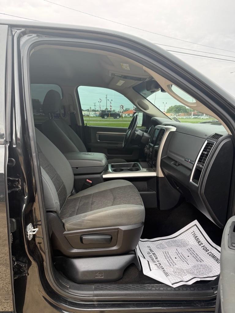 RAM 1500 4WD Crew Cab 149" Lone Star 2016