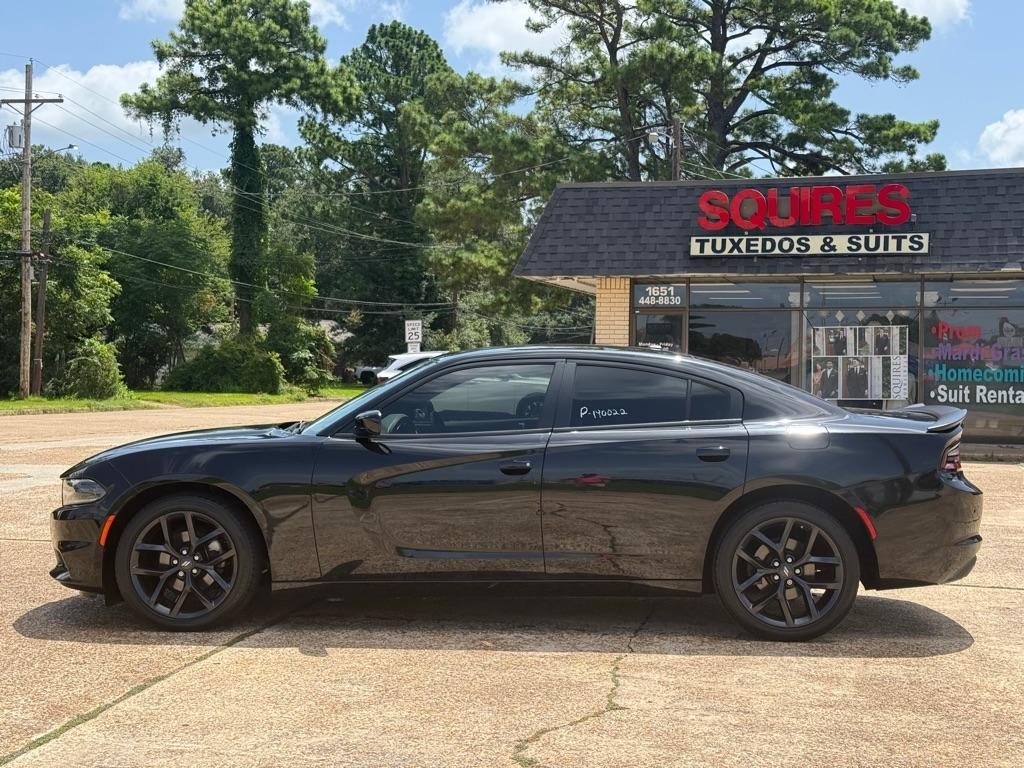 Dodge Charger SXT RWD 2022