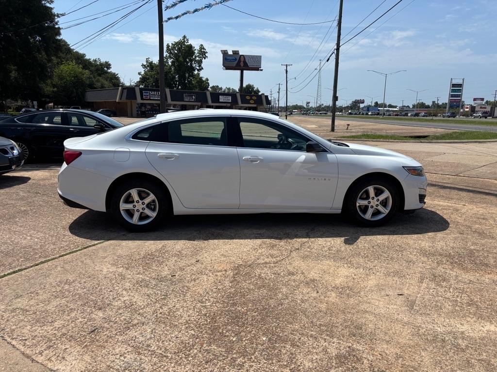 Chevrolet Malibu 4dr Sdn LS w/1FL 2023