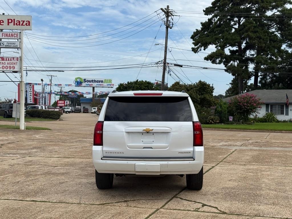 Chevrolet Suburban 2WD 4dr Premier 2020