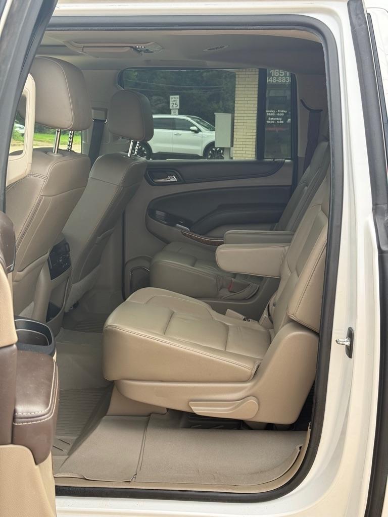 Chevrolet Suburban 2WD 4dr Premier 2020