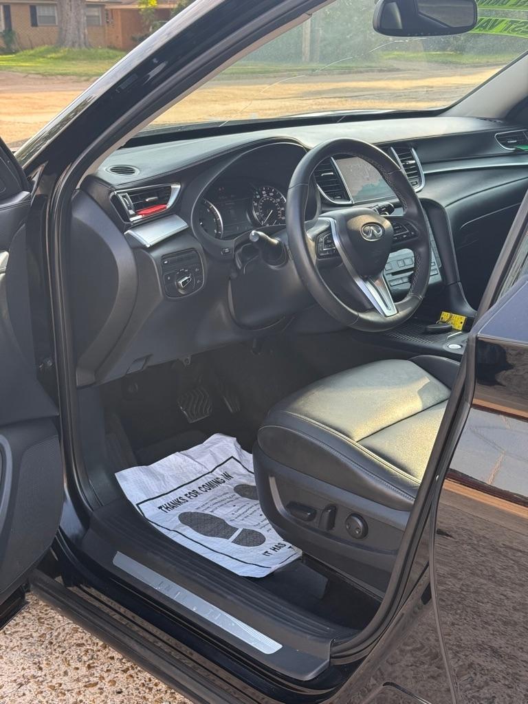Infiniti QX50 LUXE AWD 2019