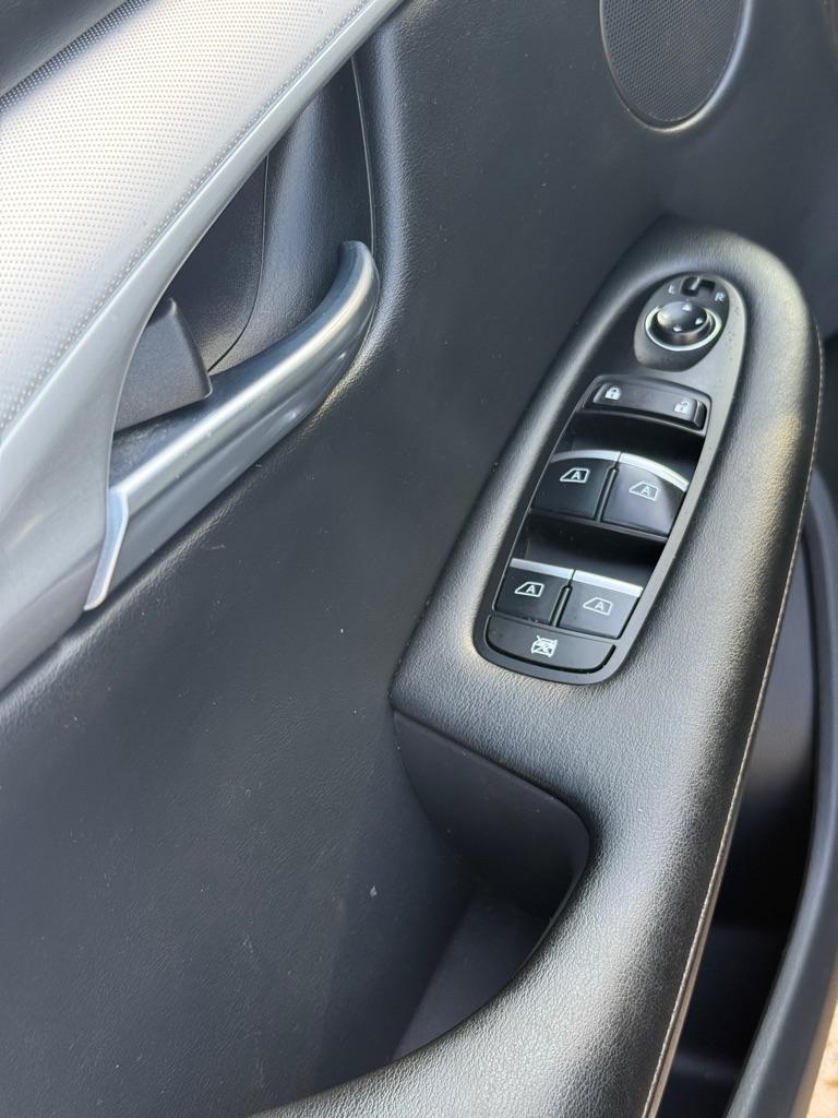Infiniti QX50 LUXE AWD 2019