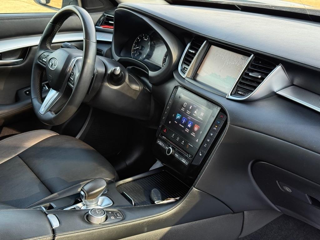 Infiniti QX50 LUXE AWD 2019