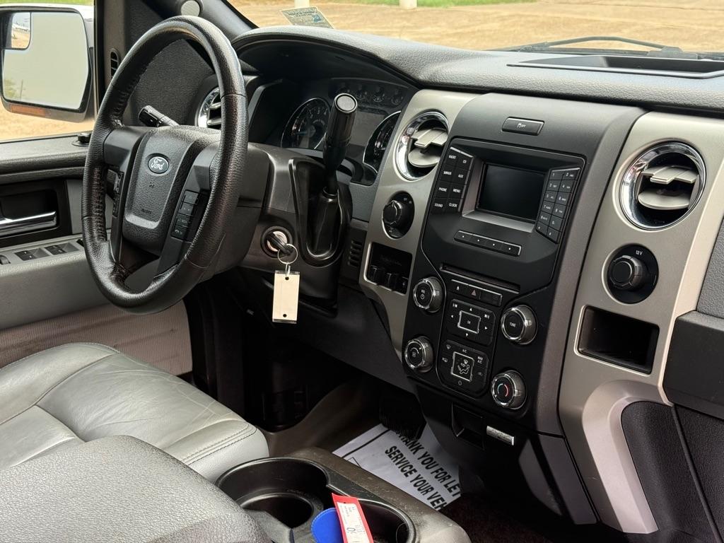 Ford F-150 2WD SuperCrew 145" King Ranch 2014