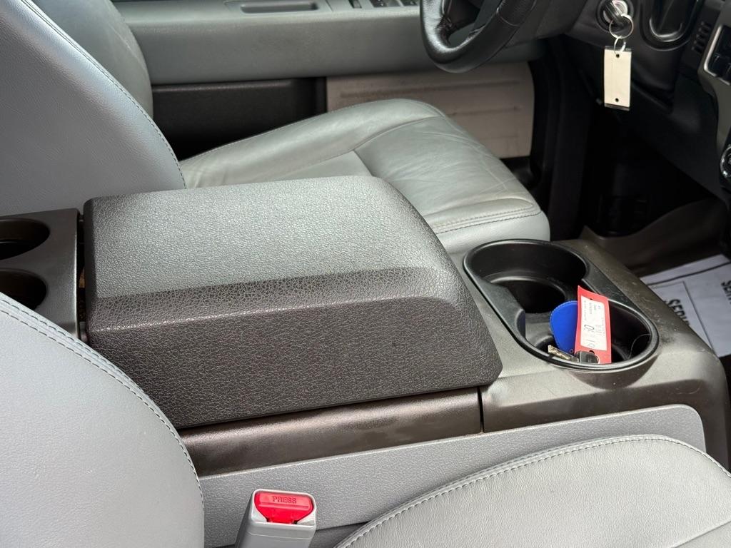 Ford F-150 2WD SuperCrew 145" King Ranch 2014