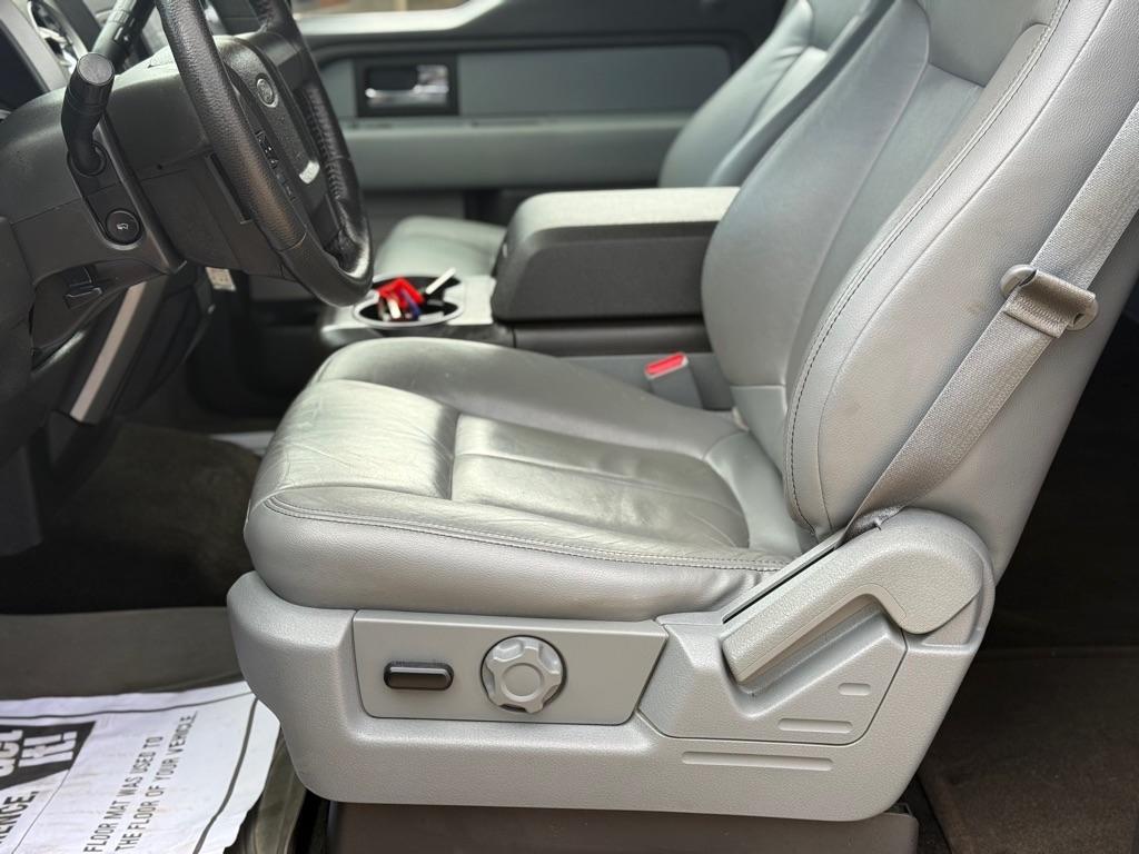 Ford F-150 2WD SuperCrew 145" King Ranch 2014