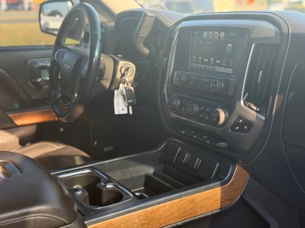 Chevrolet Silverado 1500 4WD Crew Cab 143.5" LTZ w/1LZ 2018
